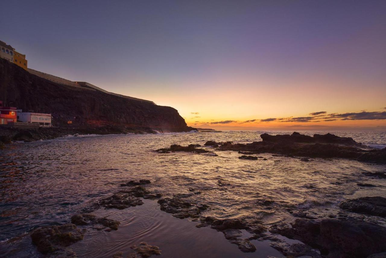La Cueva De Caleta By Villagrancanaria * Gáldar