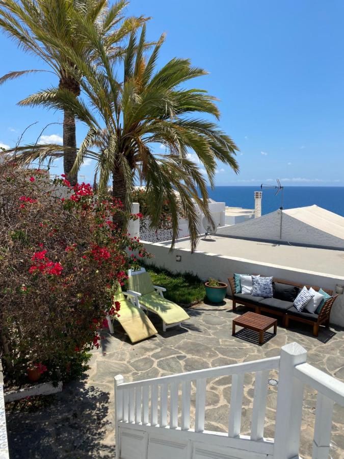 Seaviews And Flowers
