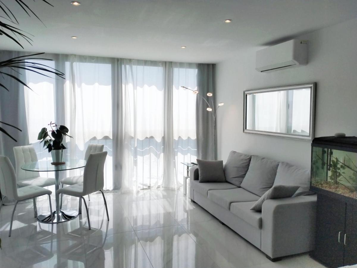 Paradise Ocean View Apartment *