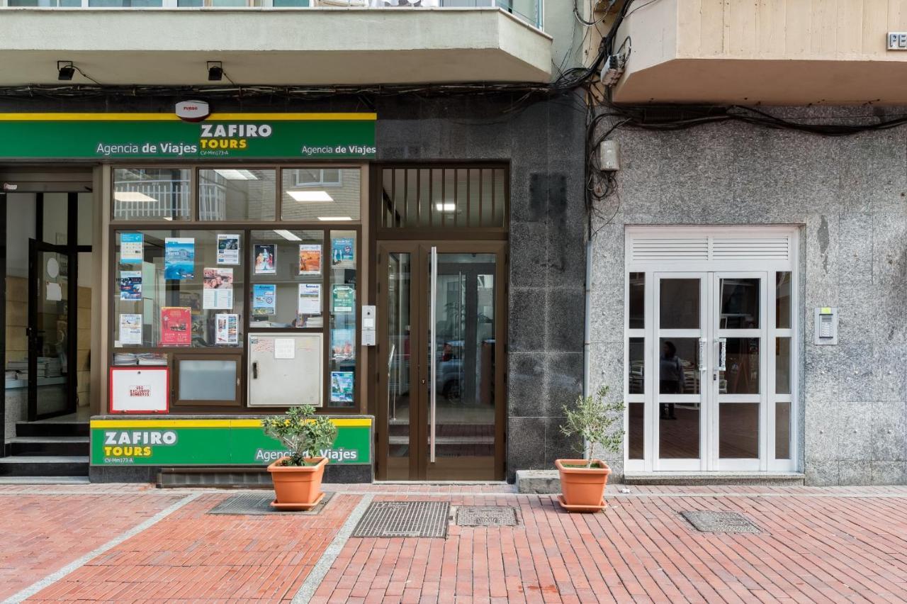 Apartamento Disfruta De La Brisa Marina Desde La Terraza De ático Con Solarium