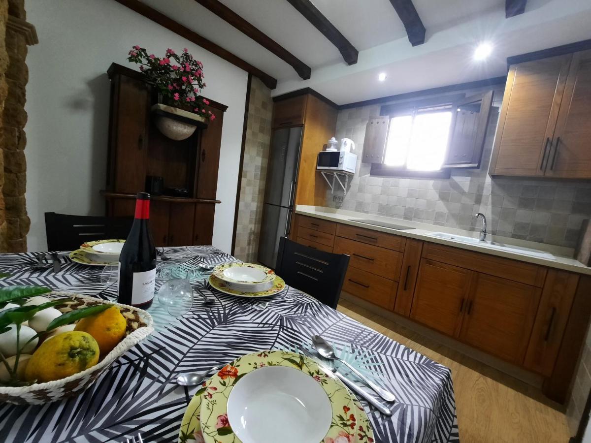 Casa Cueva Aday *