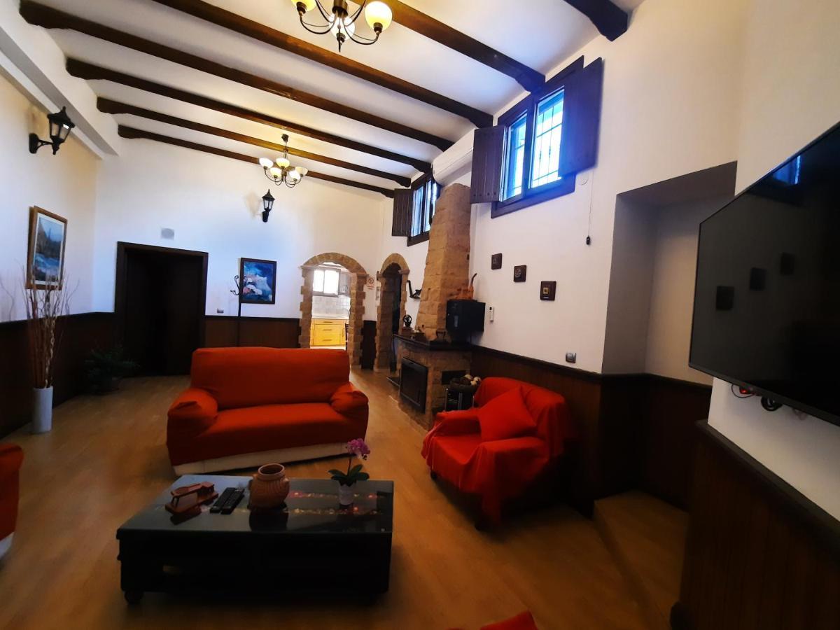 Casa Cueva Aday