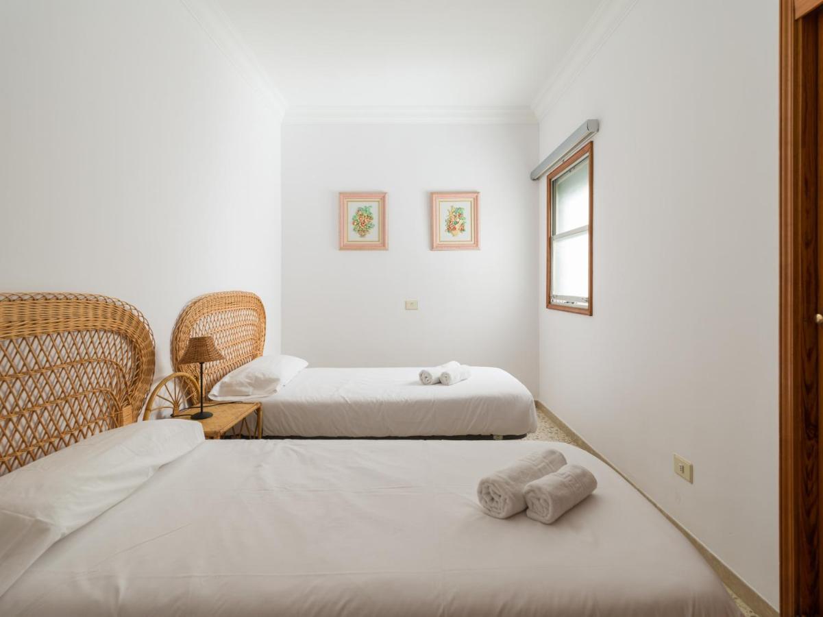 Holiday home Huge Balcony Over Canteras By Canariasgetaway *