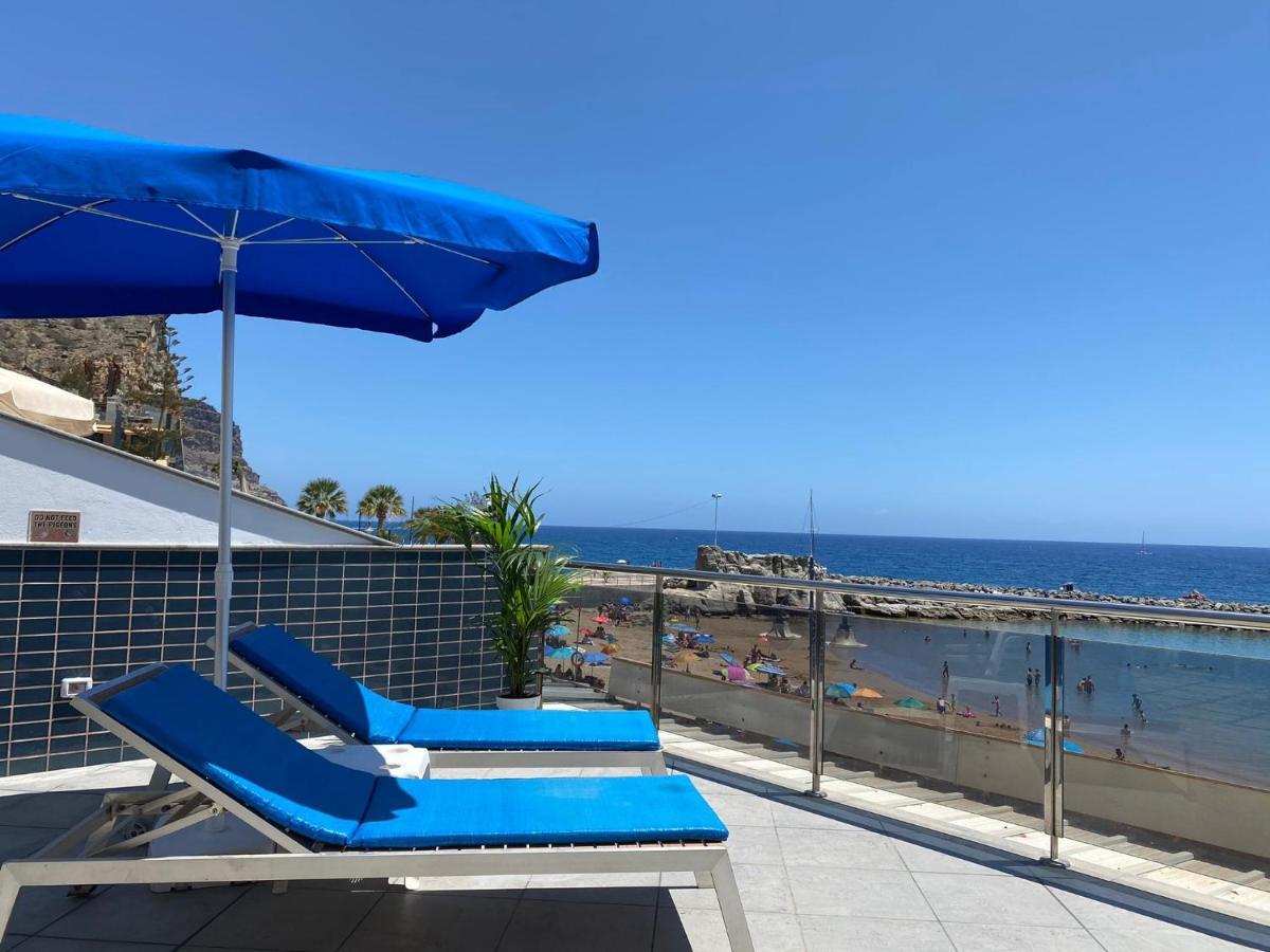 Billy's Beachfront With Pool Access *