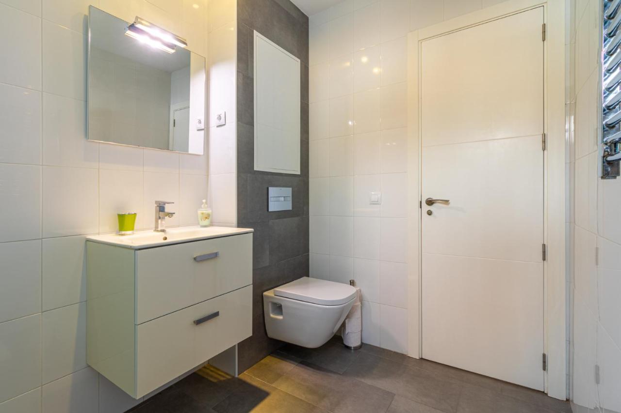 Apartment Flatguest Carpe - - Balcony - Wifi