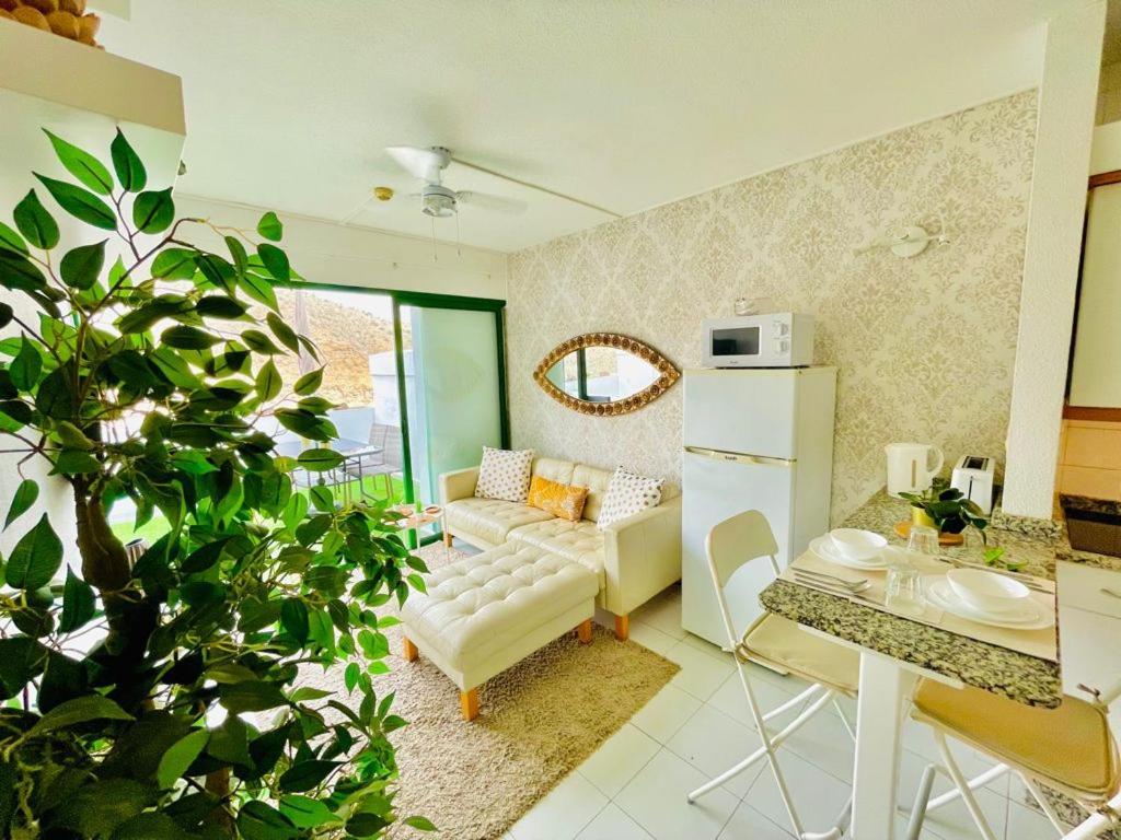 The Malibu Club - Puerto Rico Apartment *
