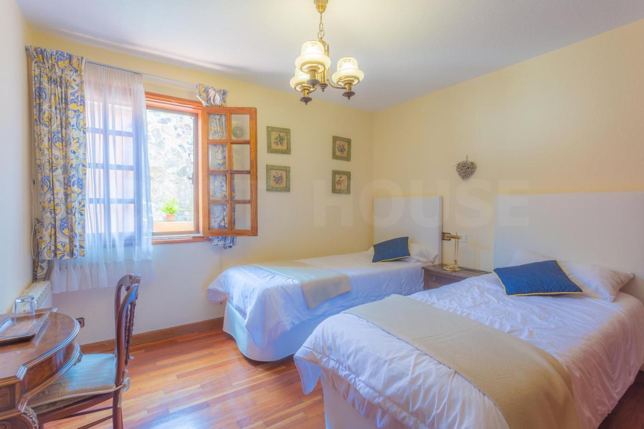 Holiday home Fantastic Rural House With Pool And Terrace *