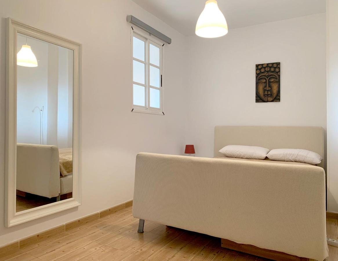 Beach Apartment *