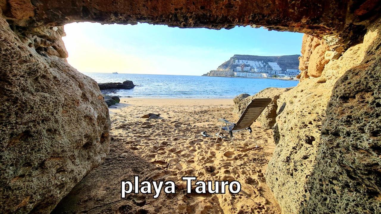 Apartamento Deluxe 3 Rooms74m2,2air Condit 2tv Seaview On Amadores,2 Heatpools, Parking, 600 Mb,dishwasher,2lift,,3 Beaches
