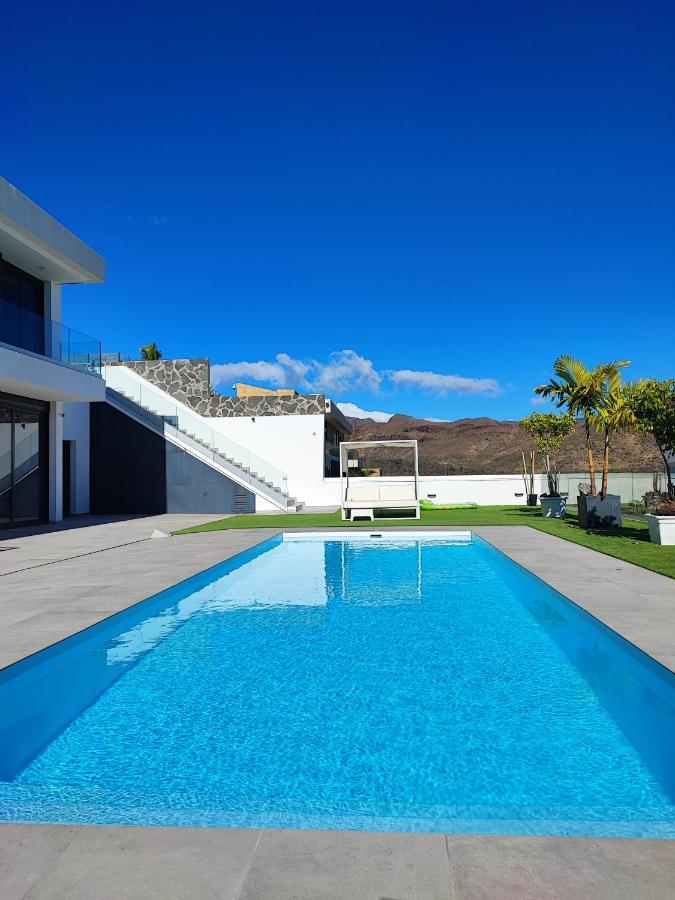 Blue Horizon By Monte Leon Villa *