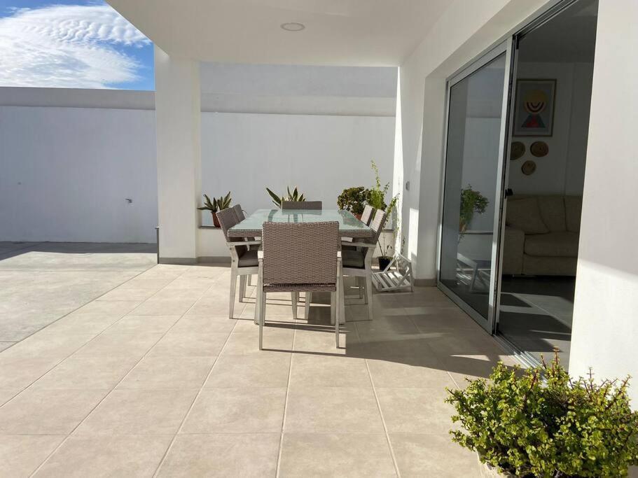 Casa De Playa Maravillosa En Taliarte Holiday home *
