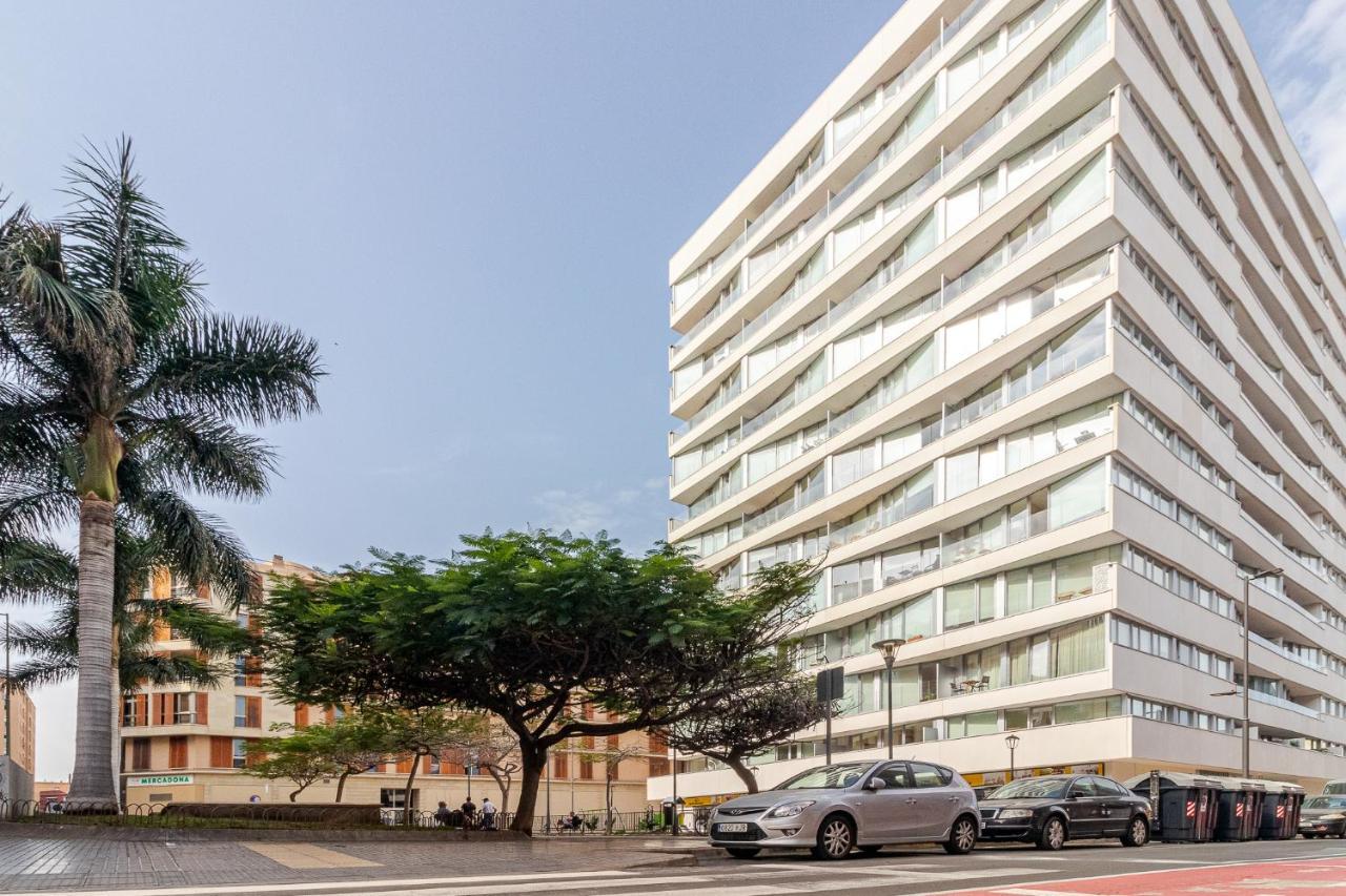Brand New With Ocean & Volcano Views