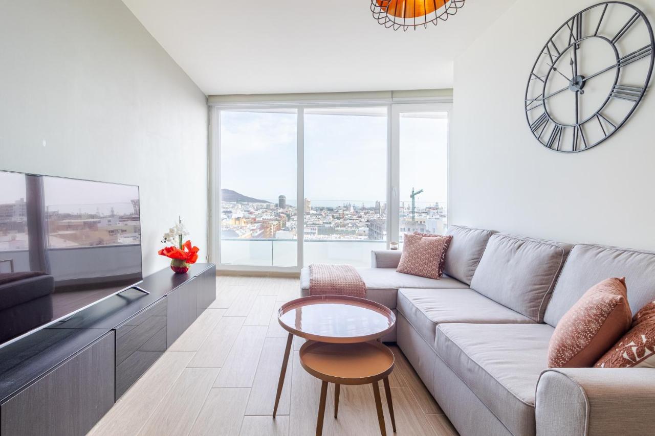 Brand New With Ocean & Volcano Views Apartment *