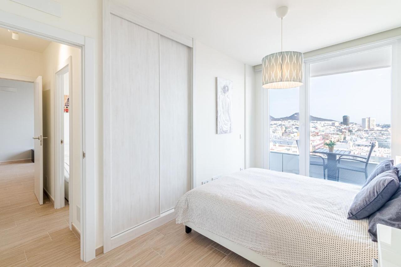 Brand New With Ocean & Volcano Views Apartment