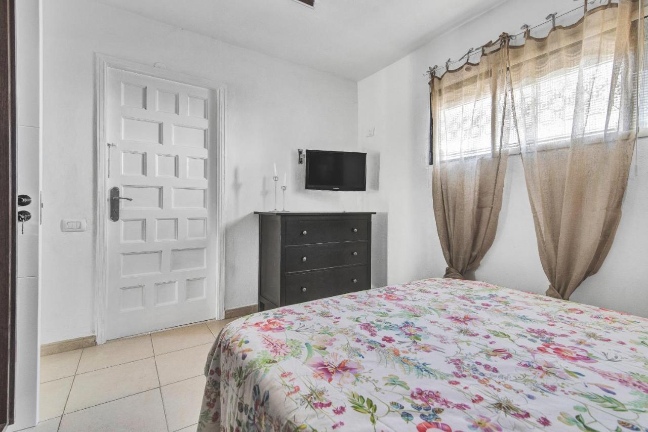 Home2book The Place To Be San Agustin, Pool Apartment