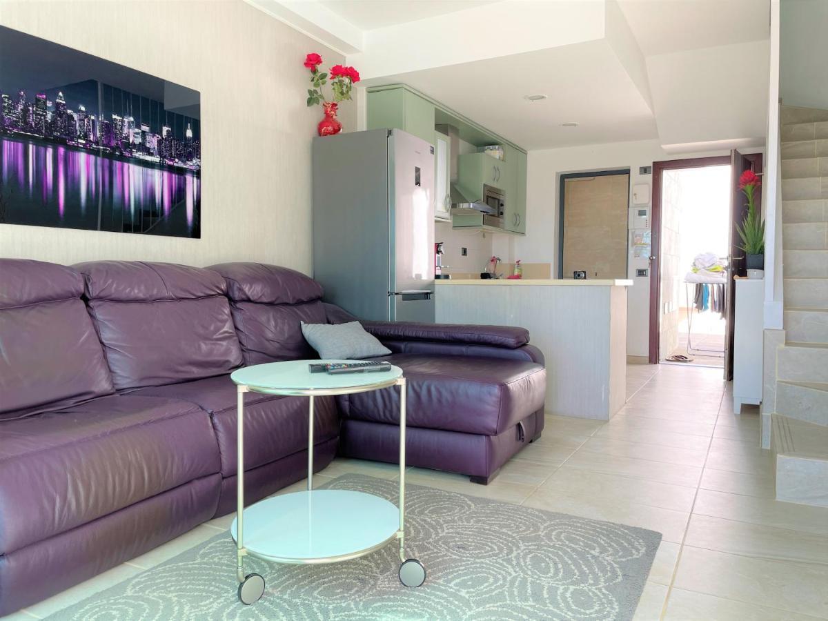 With Great Views And Pool *