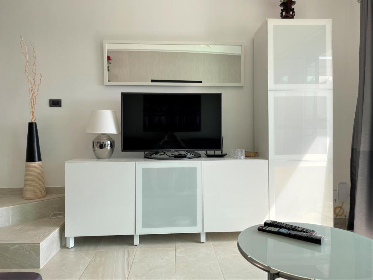 Moderne Mit Toller Aussicht Und Pool Apartment *