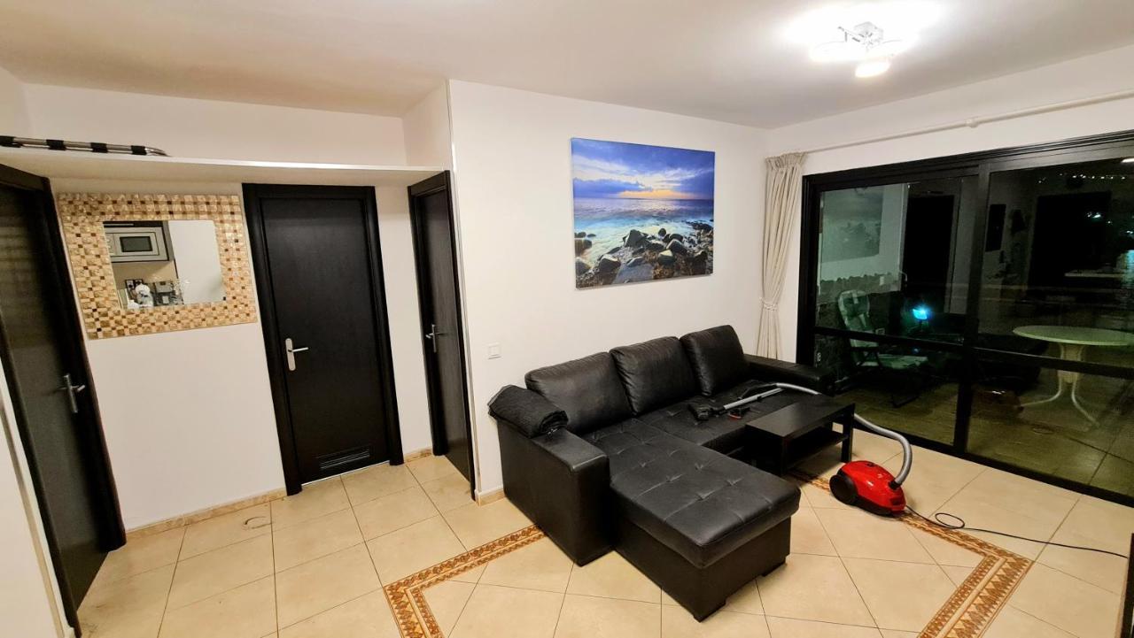Apartamento Deluxe 3 Rooms74m2,2air Condit 2tv Seaview On Amadores,2 Heatpools, Parking, 600 Mb,dishwasher,2lift,,3 Beaches *