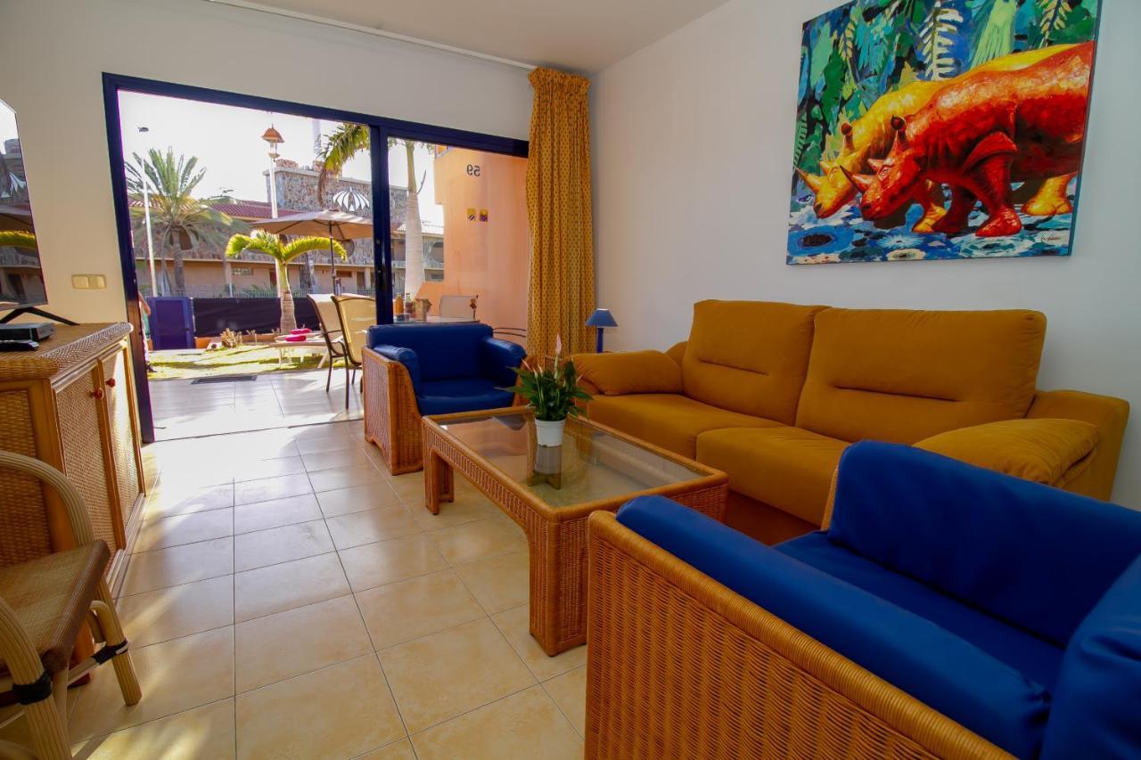 Duplex With Free Wifi And Private Garden Meloneras