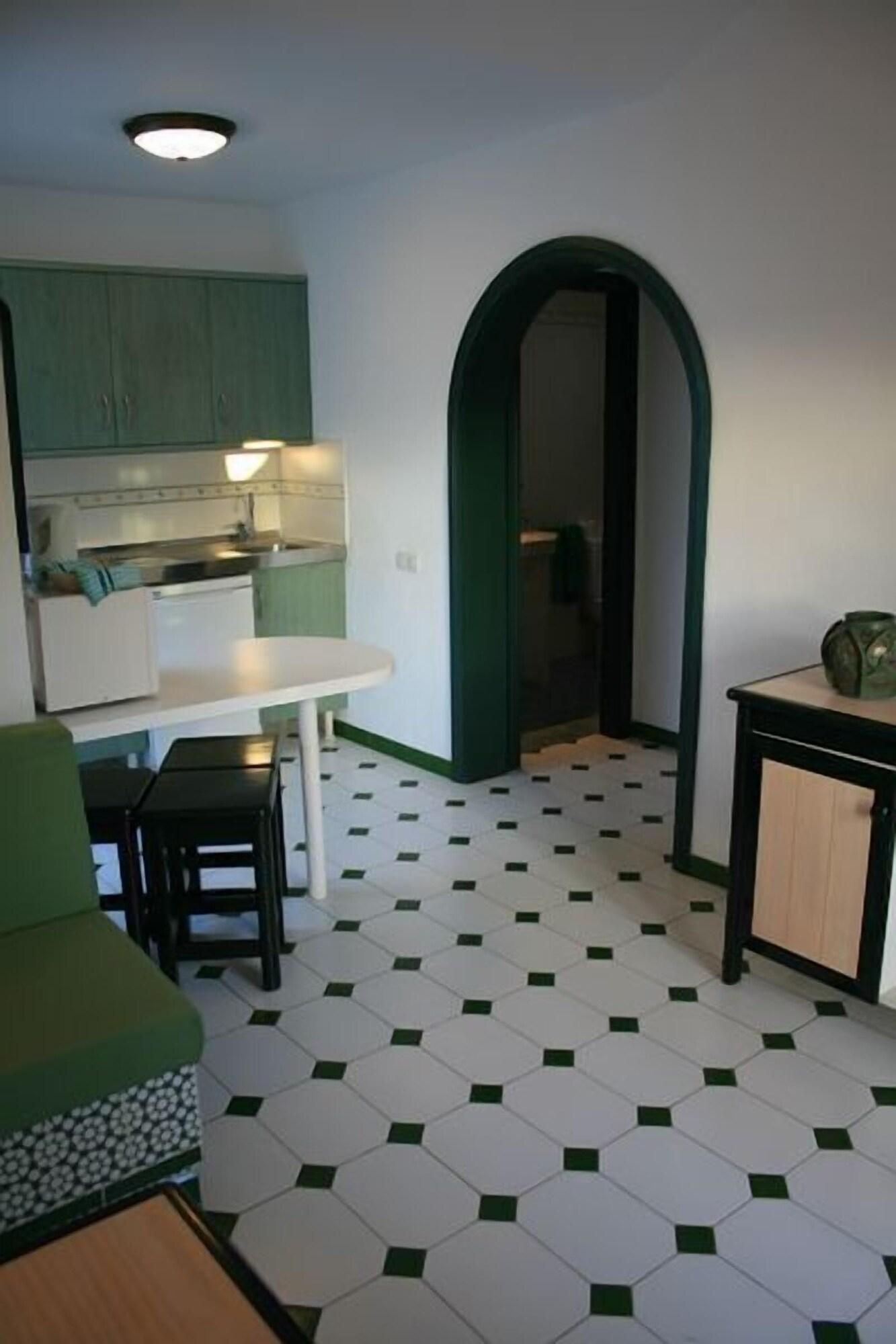 Bungalows Campo De Golf Apartment