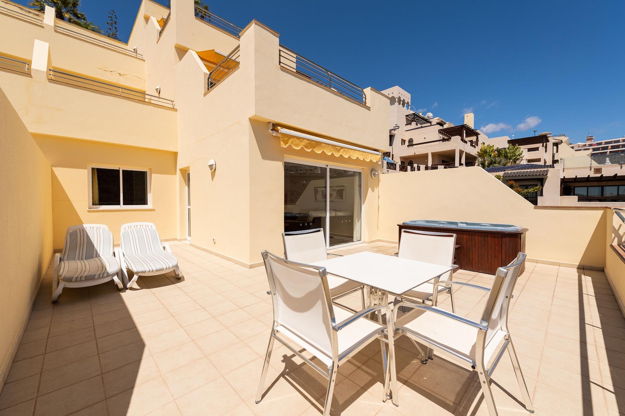 Holiday Club Sol Amadores 4*