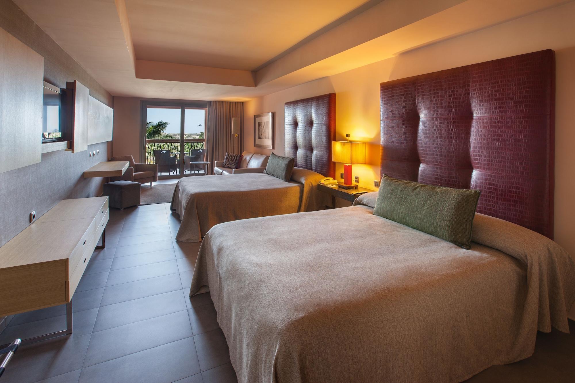 Lopesan Baobab 5*