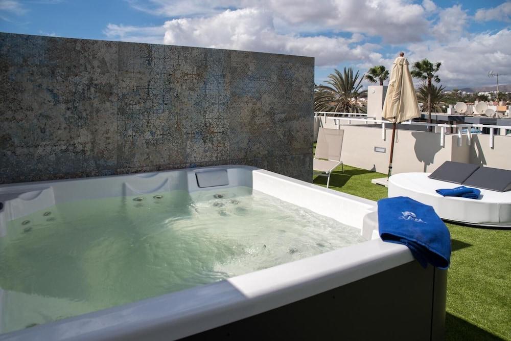 Alhambra Boutique Aparthotel Playa del Ingles (Gran Canaria)