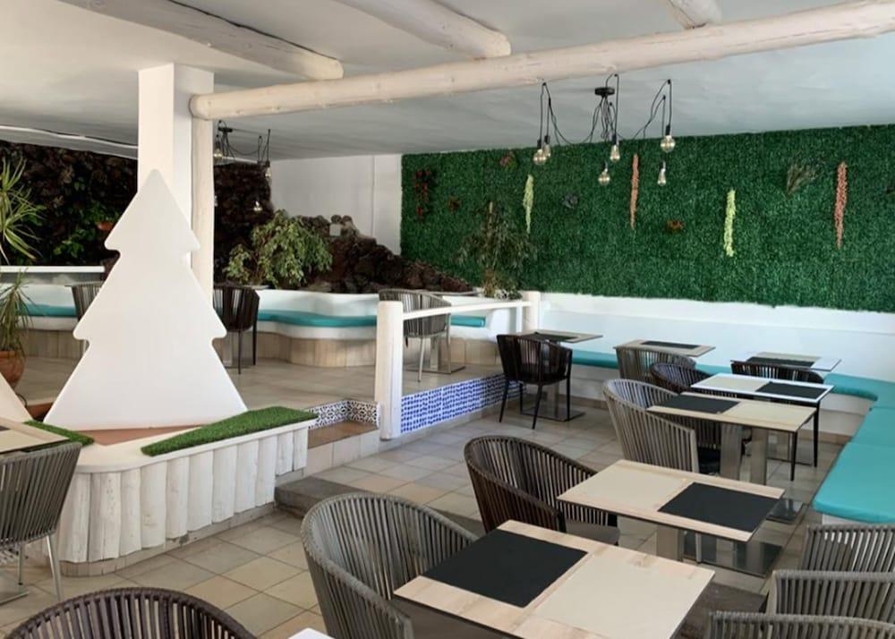 Aparthotel Makai 5*