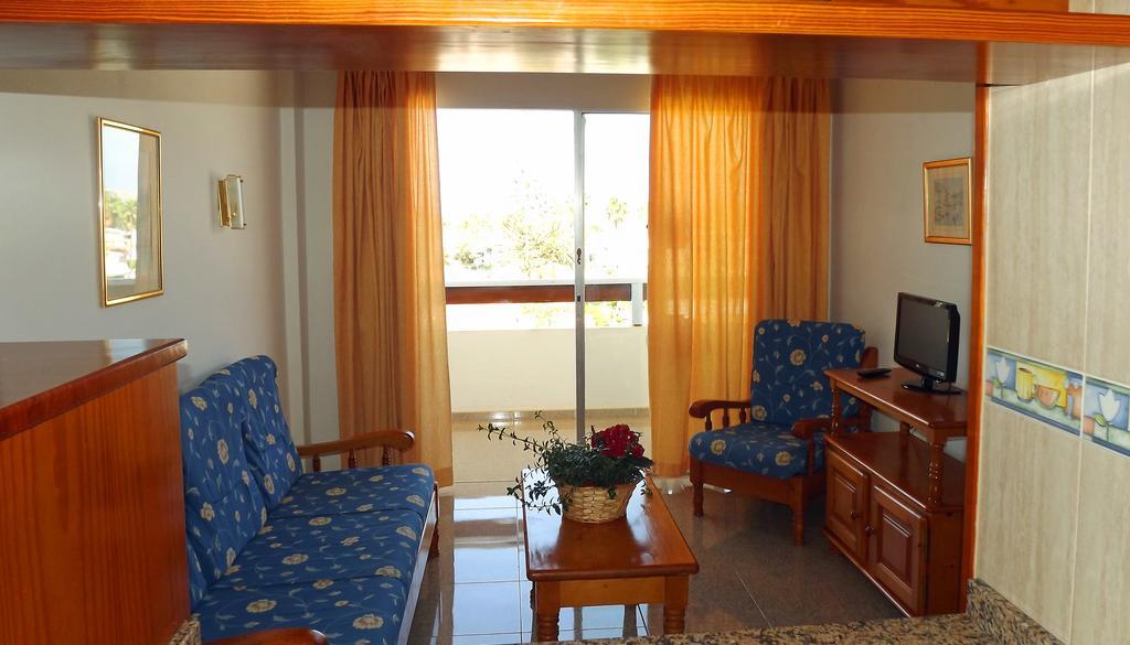 Camelias Apartment