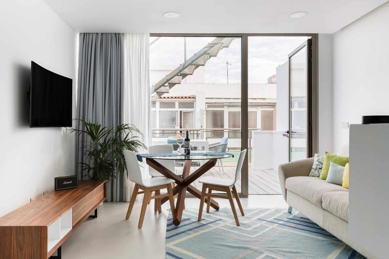 Disfruta De La Brisa Marina Desde La Terraza De ático Con Solarium Apartamento