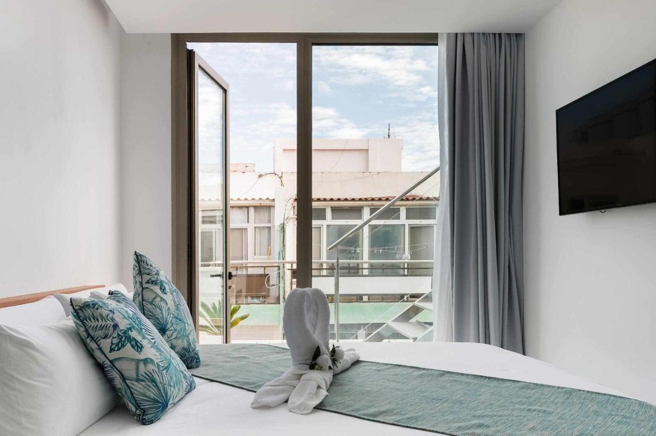Disfruta De La Brisa Marina Desde La Terraza De ático Con Solarium Apartamento