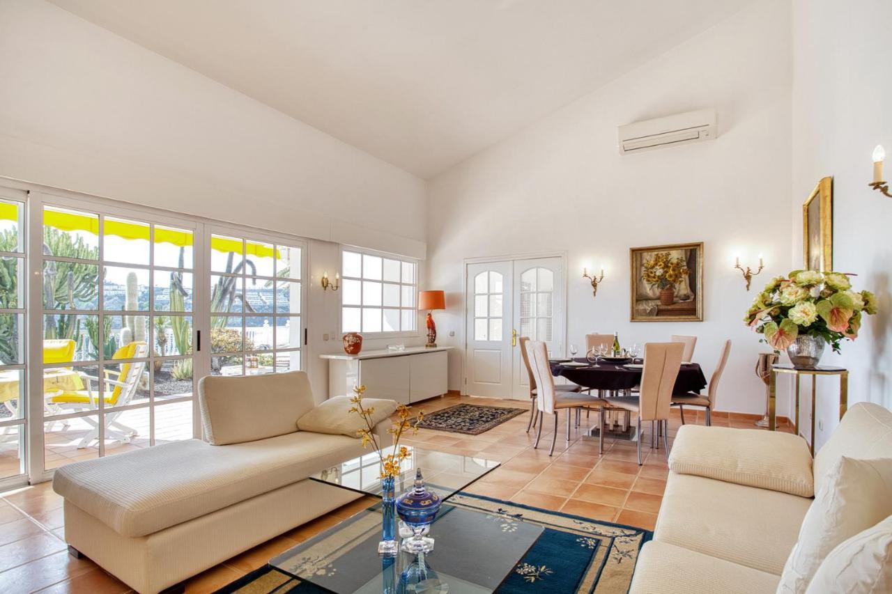 Stunning With Breathtaking Ocean View Villa Mogan