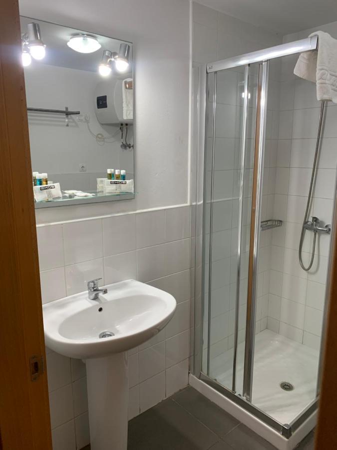 Mhc Arenales Las Palmas / Gran Canaria