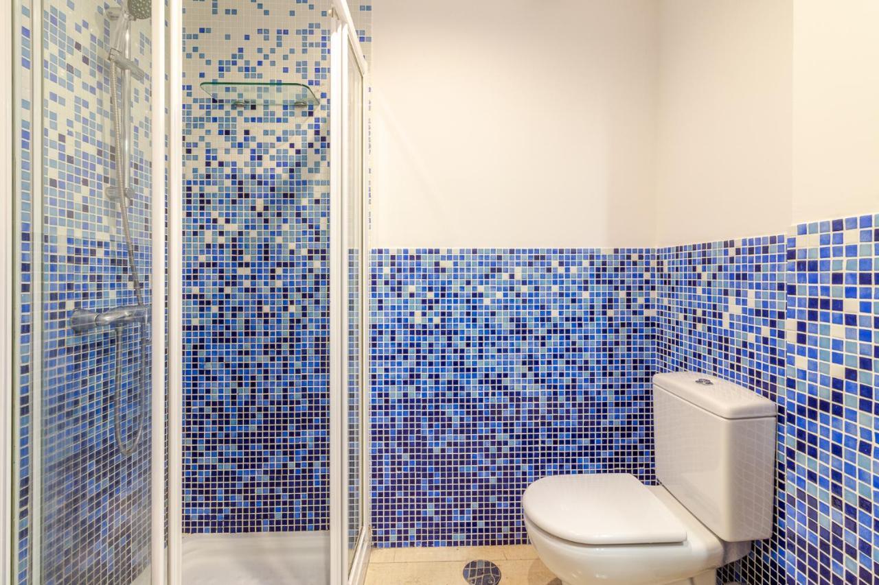Cliff Canteras Apartment