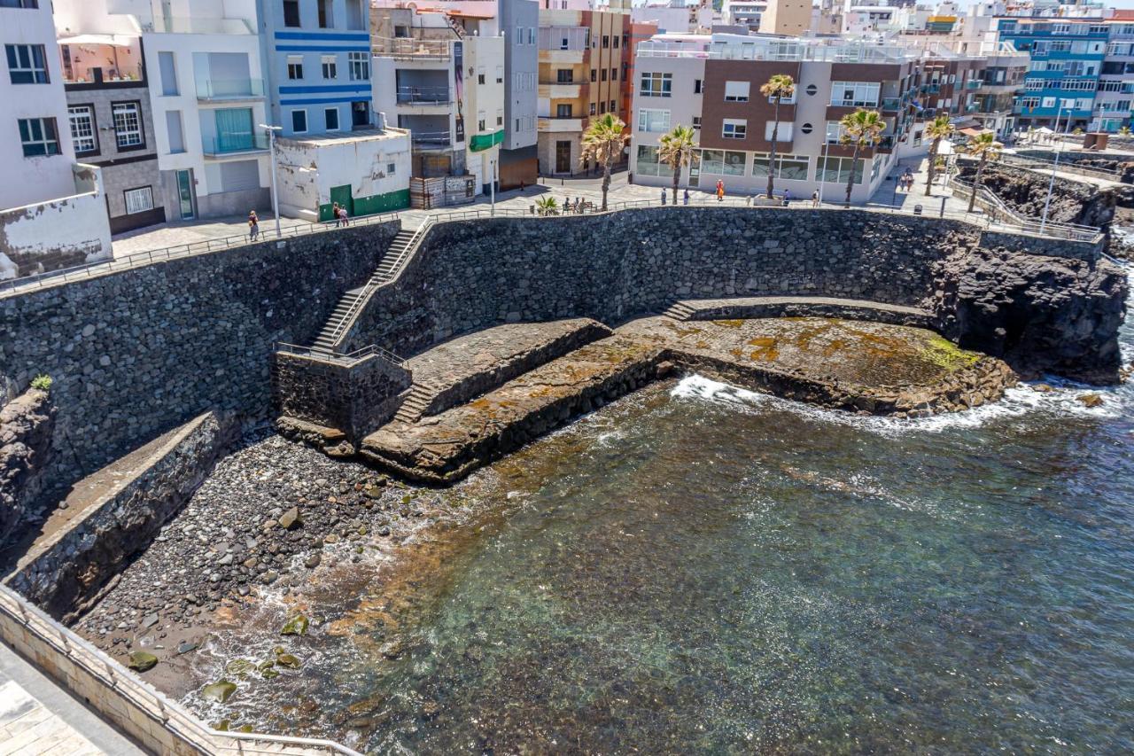 Cliff Canteras Apartment *