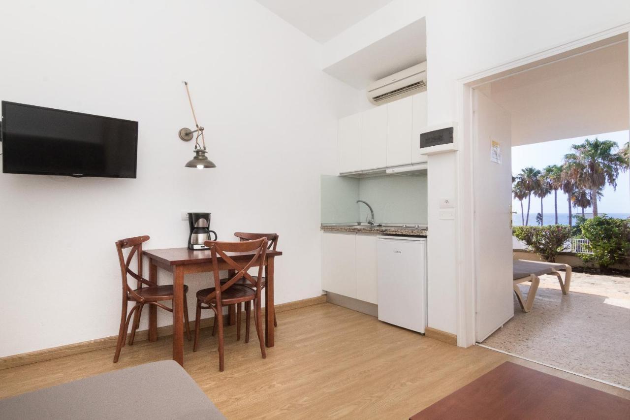 Makai Aparthotel 5*