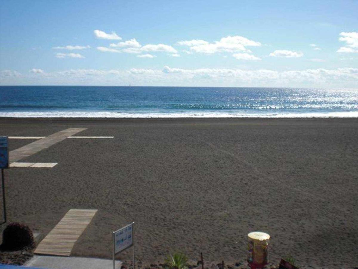 Piso En Primera Linea Con Vistas Directas Al Mar Melenara
