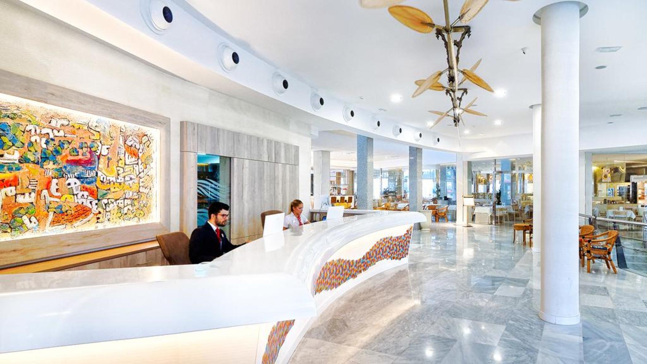 Bull Escorial & 3* Playa del Inglés
