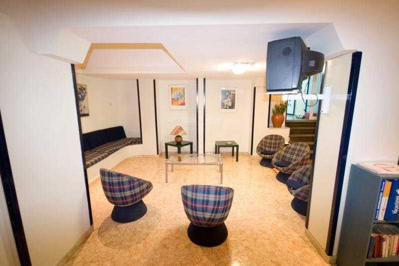 Catalina Park Apartment
