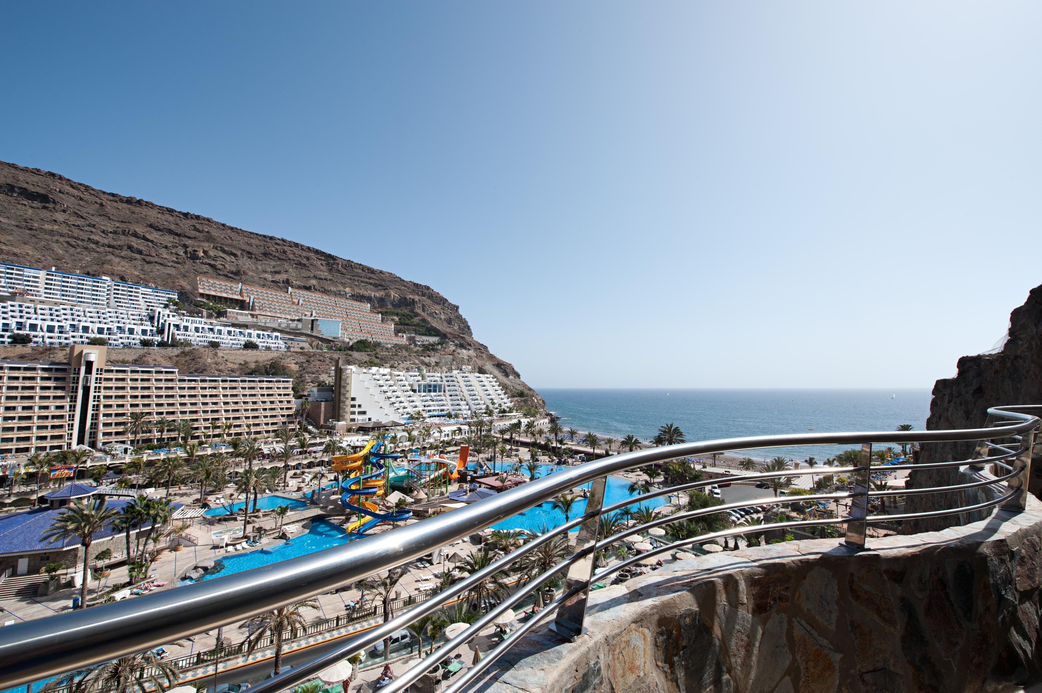 Livvo Valle & Aquapark Hotel 4*