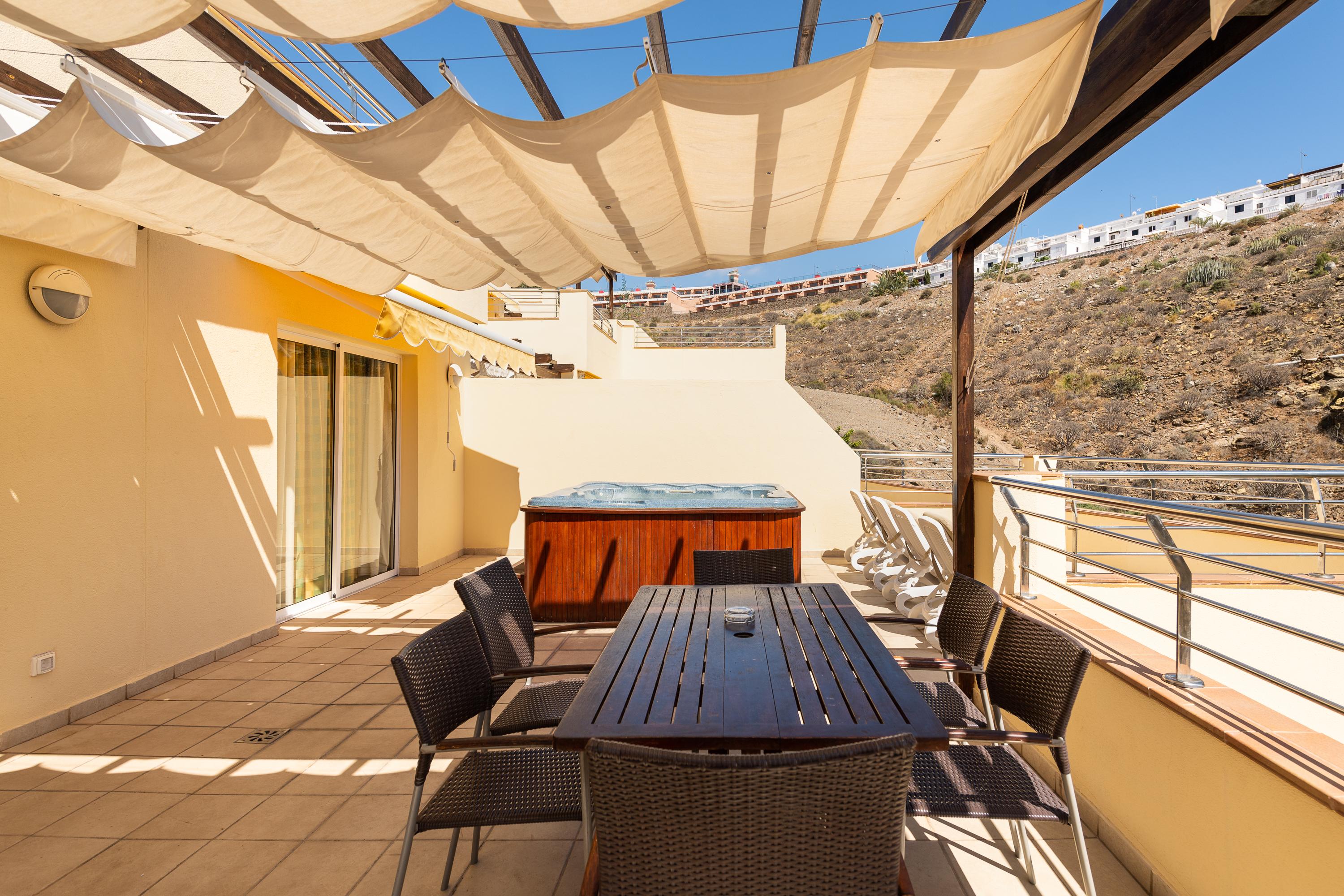 Holiday Club Sol Amadores 4*
