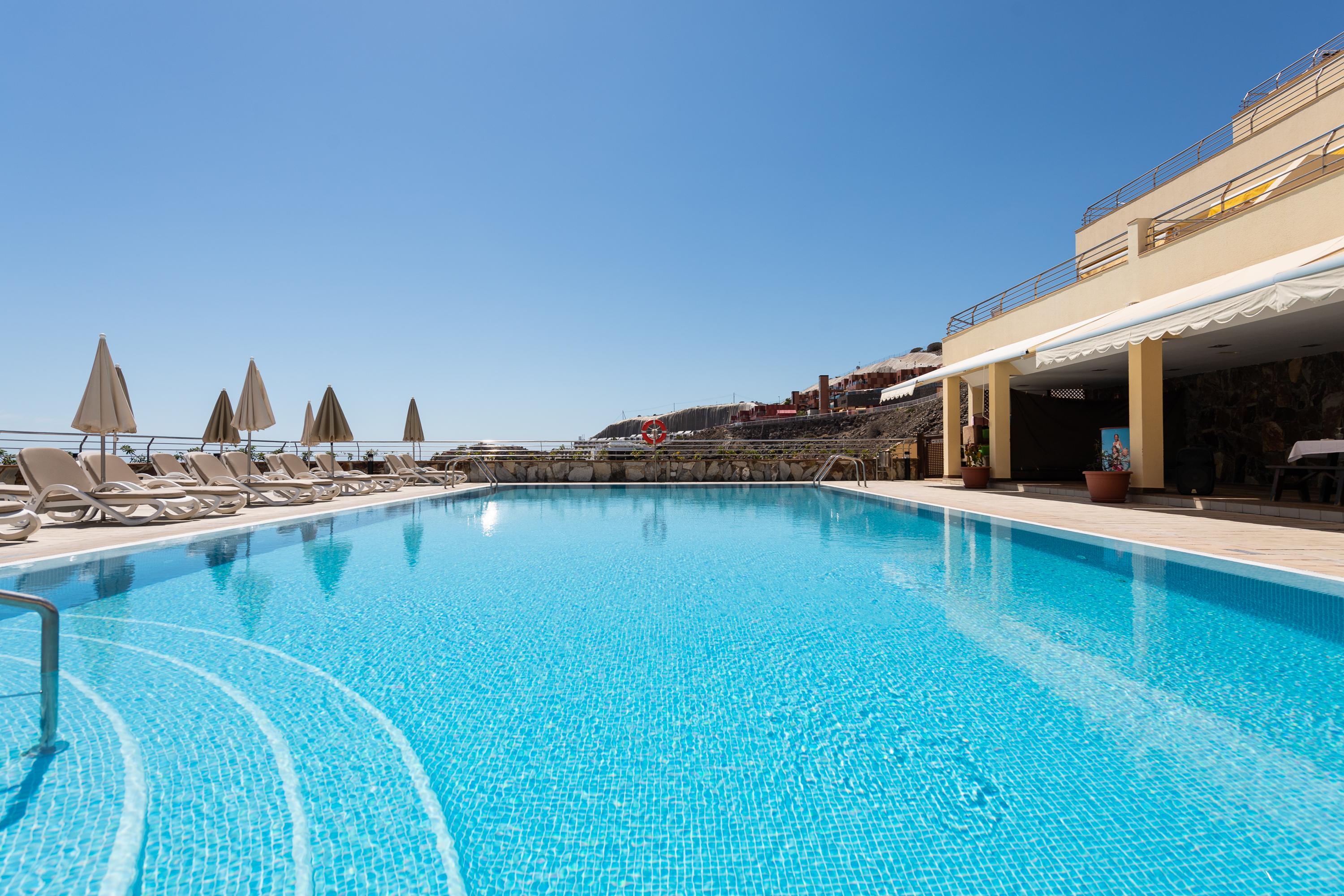 Holiday Club Sol Amadores Aparthotel