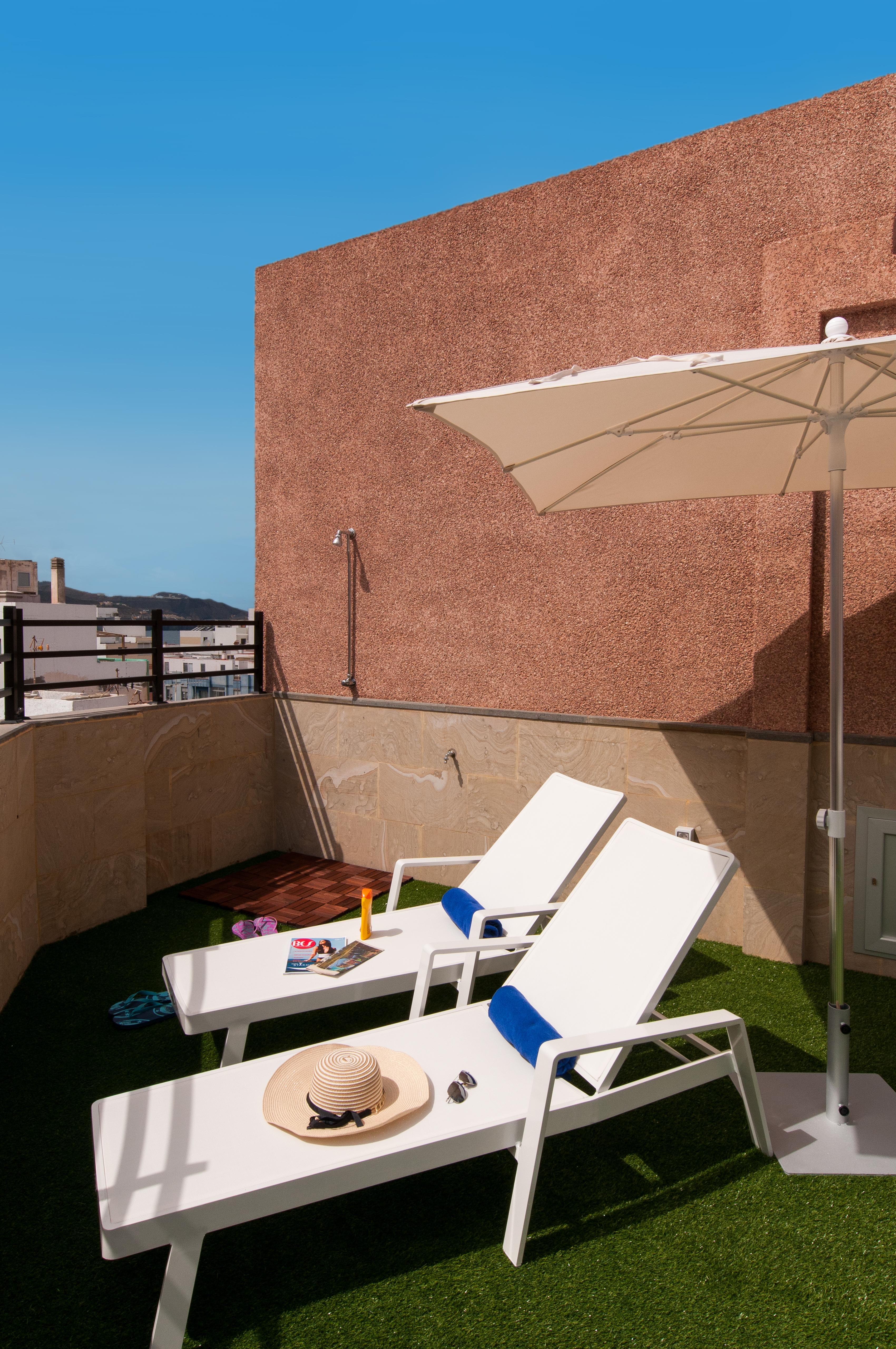 Aparthotel Bajamar 2*