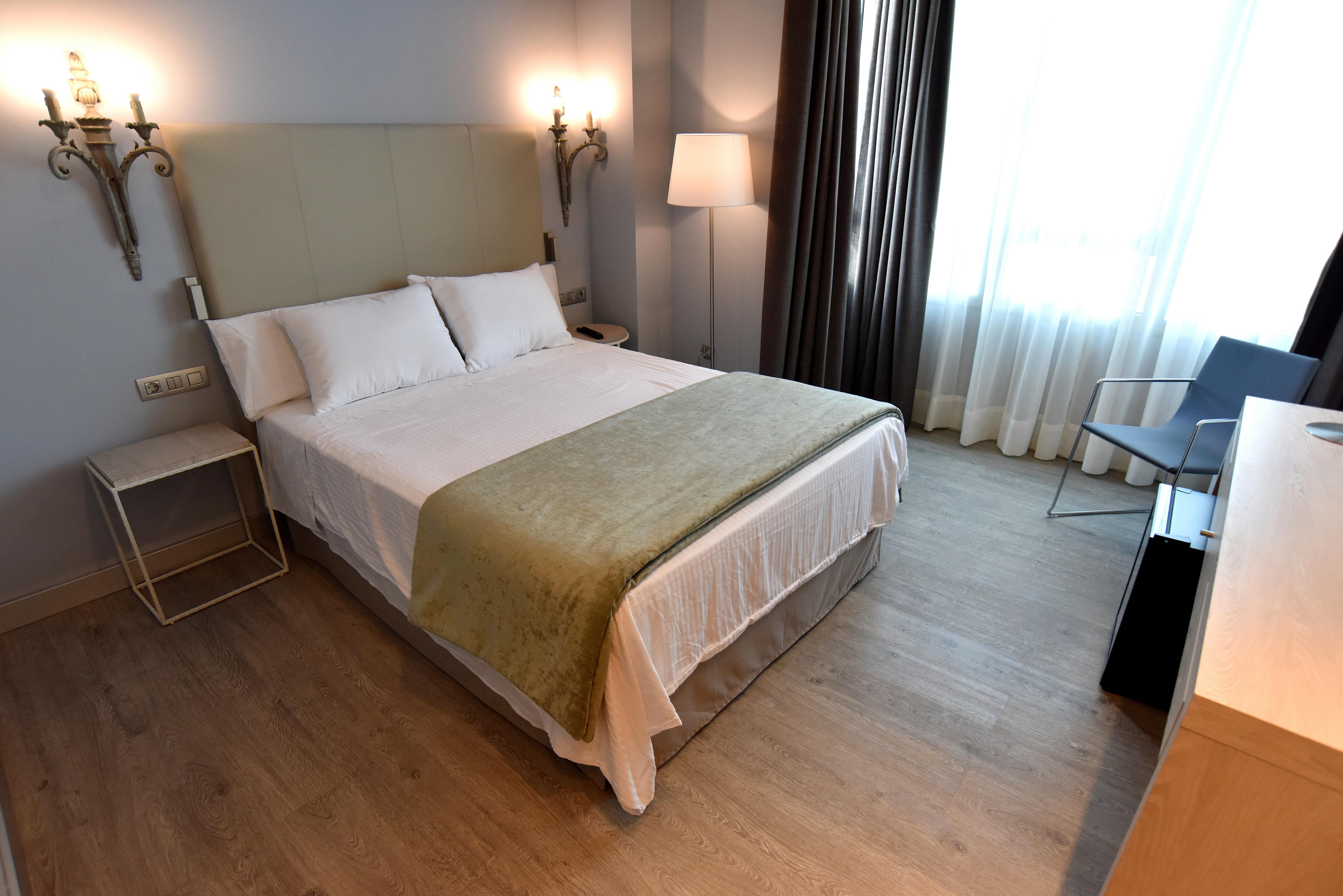 Tc Dona Luisa Hotel