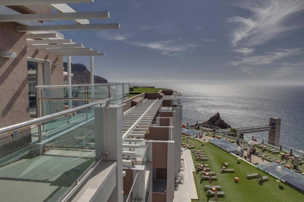 Luxury Penthouse, Panoramic Sea View Apartment *