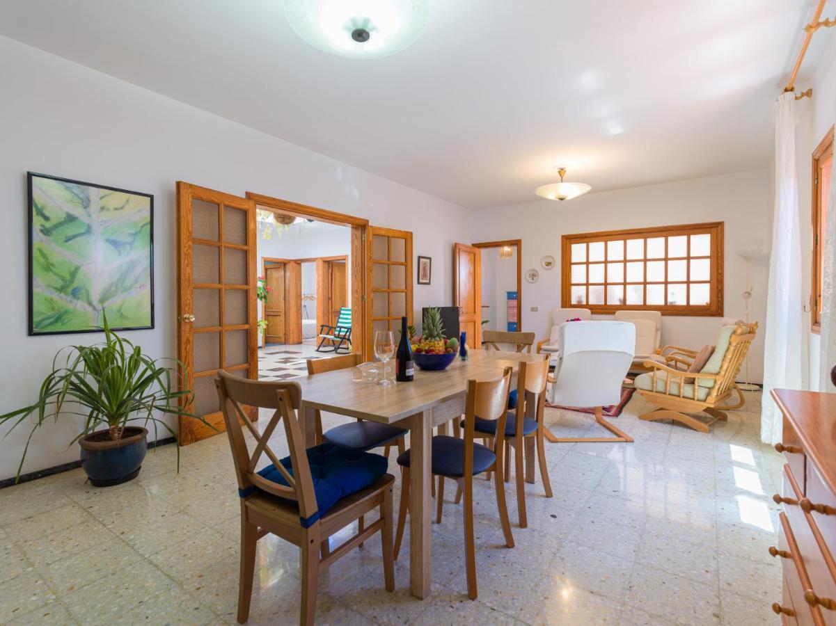 Agaete Pupe By Canariasgetaway * Agaete (Gran Canaria)