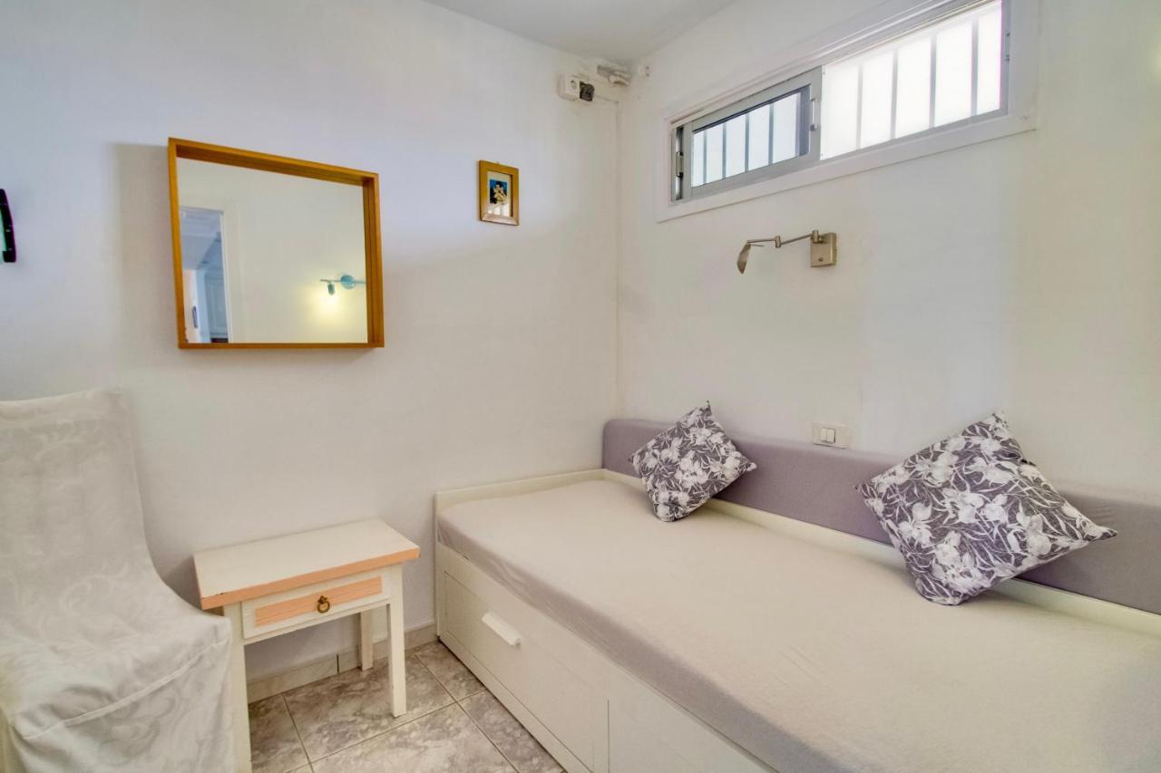 2 Schlafzimmer Direkt Am Arguineguin