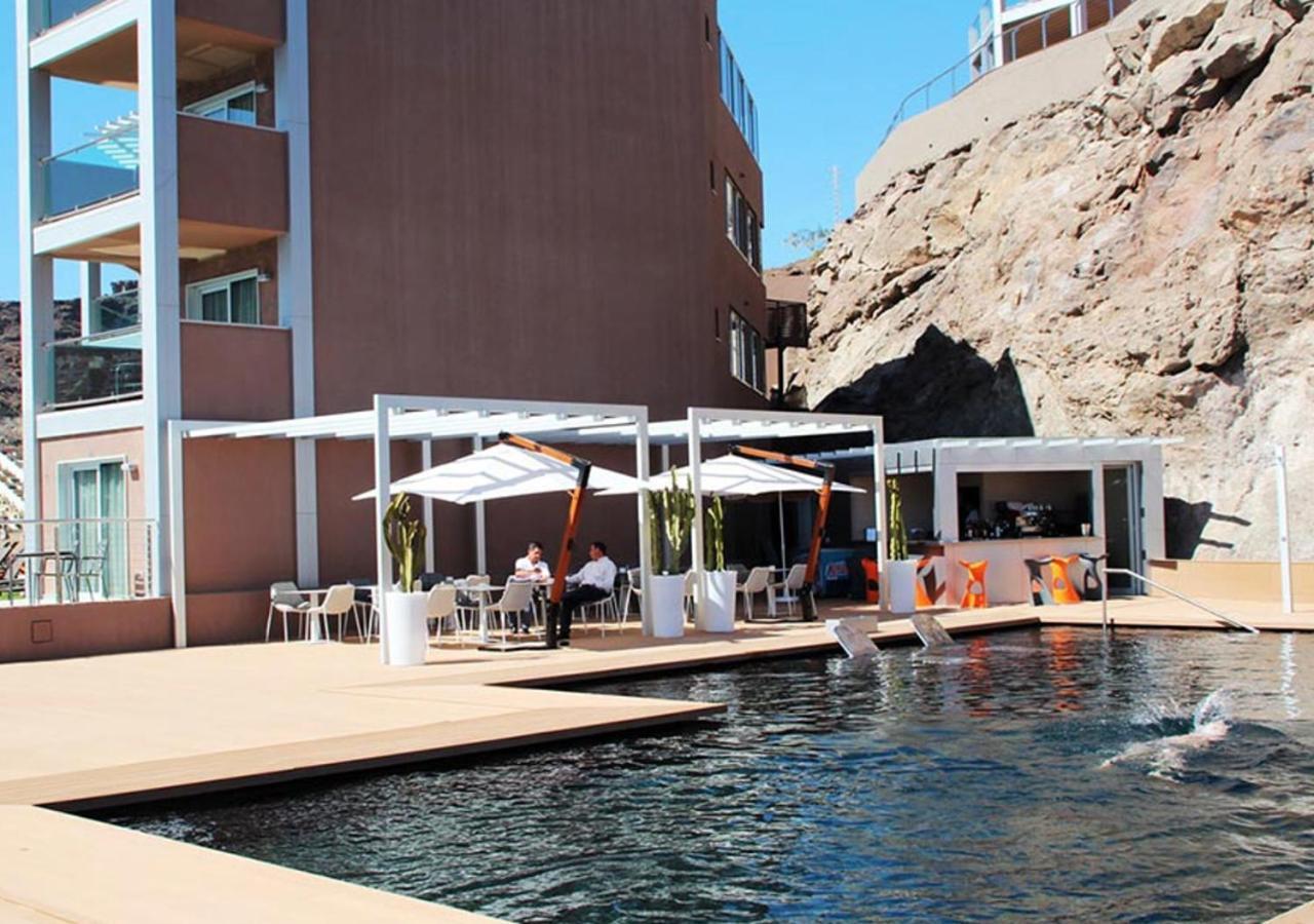 Riviera Vista 3*