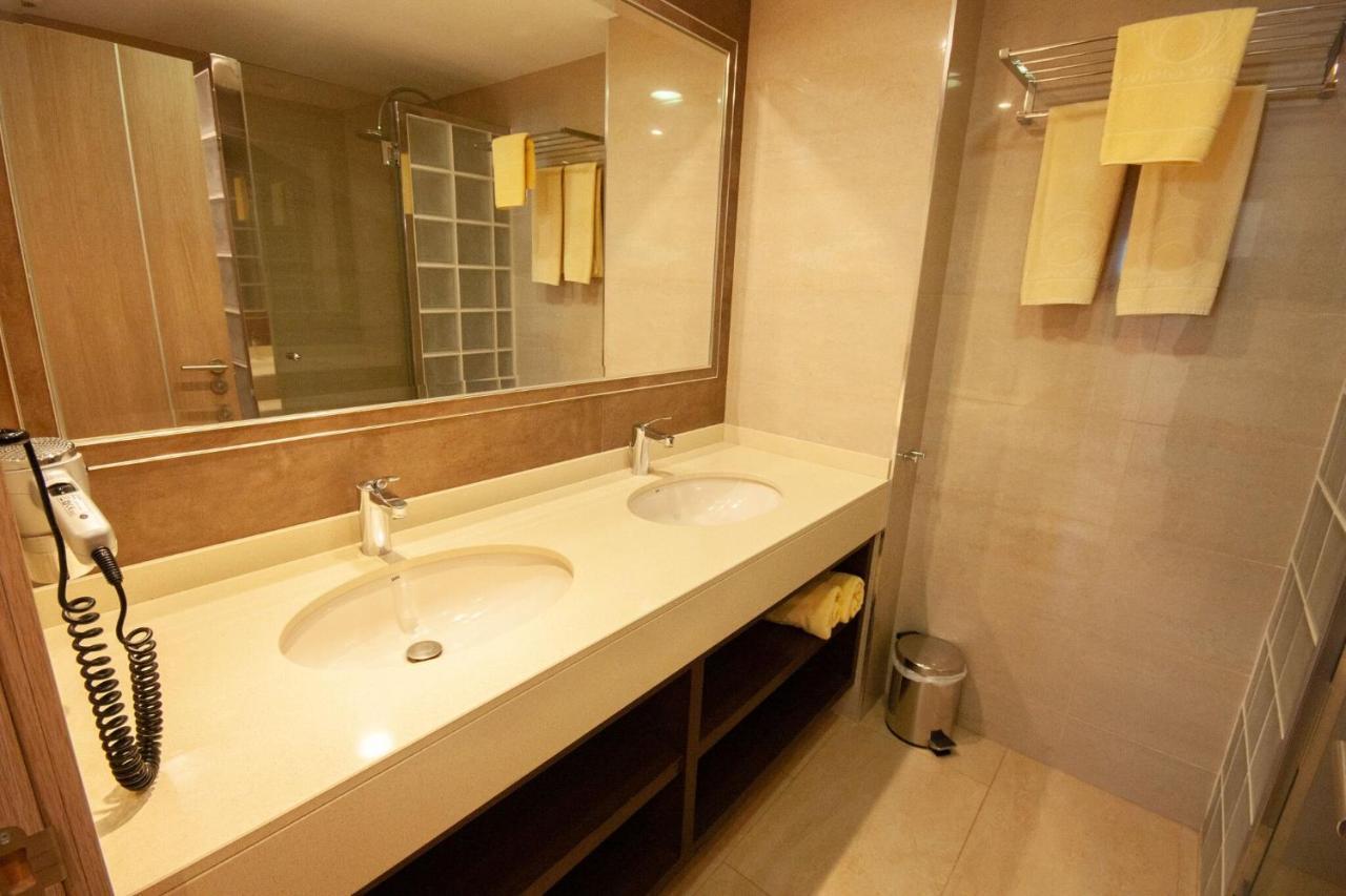 Luxury Penthouse, Panoramic Sea View * Mogan