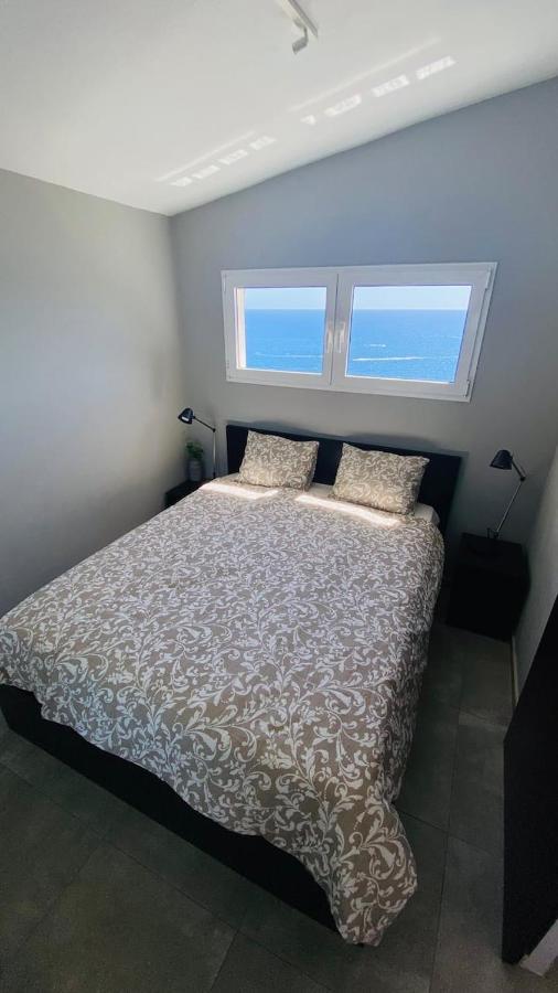 Apartamento Very Romantic Seaview With Warm Pool *